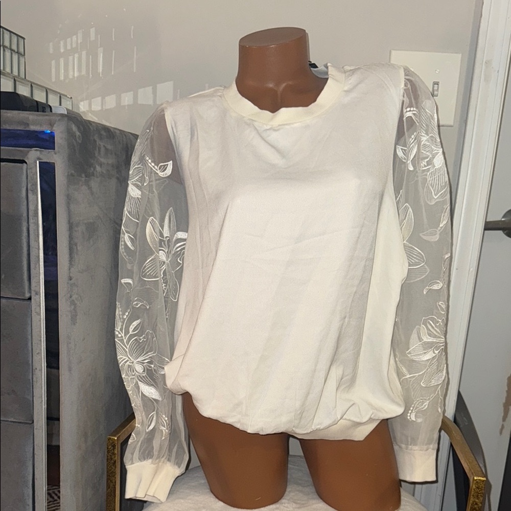 White mesh long sleeve sweater